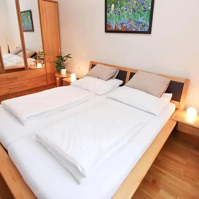 Appartamento Bright - Colorful - Near Centrum - Restify 6&7 Vienna Austria